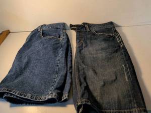 lot 77 image: GAP Womens Blue Denim Skirt Size 8