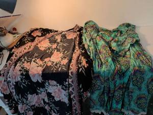 lot 79 image: ONeill & Billabong Womens Dress Bundle