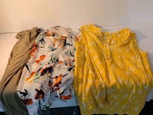 lot 87 image: Womens Clothing Bundle - Liz Claiborne & Boutique Pieces