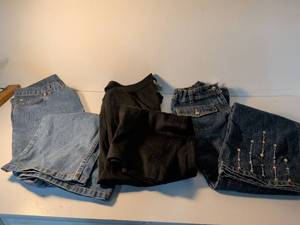 lot 103 image: Mixed Pants Lot - Apostrophe and Denim