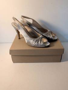 lot 129 image: Sam & Libby Silver Satin Slingback Heels