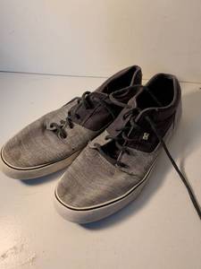 lot 130 image: DC Shoes Grey Canvas Skateboarding Sneakers