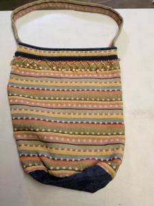 lot 131 image: Decorative Striped Knit Handbag with Beading