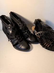 lot 150 image: Black Strappy Wedge Sandals Size 9.5