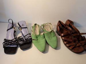 lot 157 image: Womens Designer Sandals Collection - Life Stride and Jazz