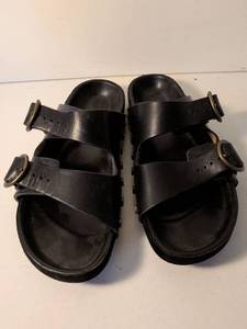 lot 168 image: Isabel Marant Black Leather Sandals