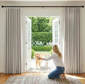 lot 658575 image: Curtains - Retail $28