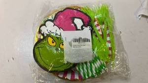 lot 658592 image: GrinchMas Plates and Napkjns - Retail $15