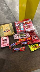 Box of candy ( Lindor chocolates, fun dip, skittles, snickers, sour patch kids and more!) - Retail: $0