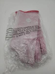 lot 56583 image: Cooks essentials multi-purpose heat safe silicone gloves red extra large