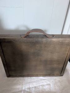 lot 1015 image: 1940s Wood Travel Display Case