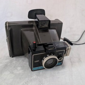 lot 1023 image: Polaroid Colorpack II Land Camera