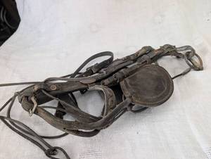 lot 1026 image: Traditional Horse Driving Bridle&nbsp