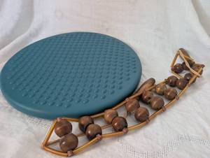 lot 1205 image: Wooden Back Massager with Rubber Mat Set