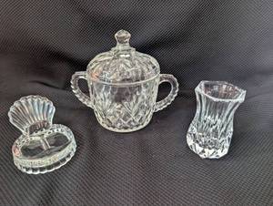 lot 1515 image: Cut Glass Vanity Set with Sugar Bowl