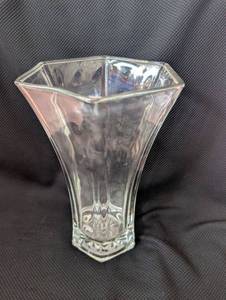lot 1517 image: Hoosier Glass Hexagonal Flower Vase - 10.5 in&nbsp