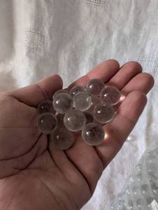 lot 1531 image: Clear Glass Marbles Set - Gallon Bag