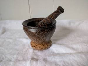 lot 2022 image: Thai Wooden Mortar and Pestle Set