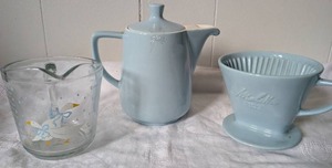 lot 2024 image: Melitta 102 Light Blue Coffee Set with Measuring Cup