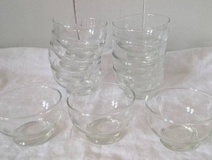 lot 2028 image: Set of 9 Clear Glass Dessert Bowls with Polka Dot Pattern
