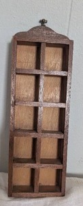 lot 2530 image: 10 Compartment Wooden Wall Display - 8x3 in&nbsp