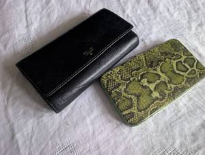 lot 3815 image: Fossil Long Wallet  Snake Print Wallet