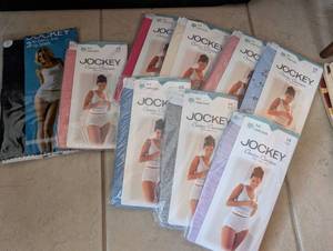 lot 3927 image: Jockey Classics Cotton Brief Underwear Lot - Size 8-1G