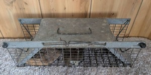lot 4018 image: Metal Animal Live Trap Cage