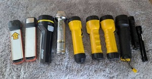 lot 4019 image: Mixed Lot of Flashlights - Energizer, Rayovac and Others