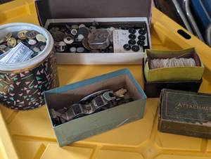 lot 4506 image: Large Decorative Button Collection  Various Fasteners