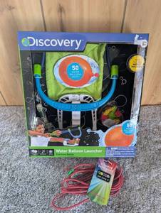lot 5003 image: Discovery Water Balloon Launcher and Jump Rope Bundle