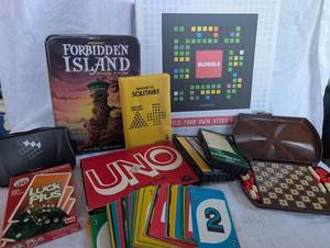 lot 5010 image: 1980s Board Games Collection - Forbidden Island, UNO, Magnetic Games
