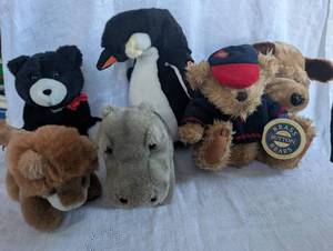 lot 5023 image: Plush Animal Collection - 6 ct