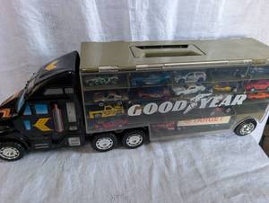 lot 5033 image: Goodyear Hot Wheels Display Truck (FULL of Cars Included)