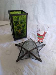 lot 5507 image: 1950s Santa Claus Holiday Glass  Candle Holder  Glass Star Decor