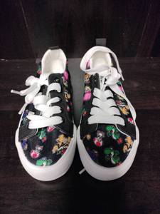 lot 29892 image: Ground Up Super Mario Bros. kids sneakers - 12 - Retail $30.00
