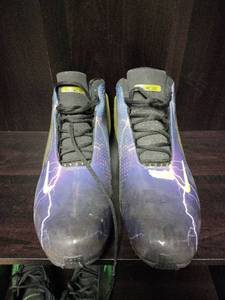 lot 29912 image: Nike Flight Lightning Basketball Shoes -13 - Retail $150