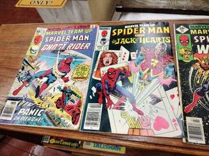 lot 1016 image: Spiderman Vintage Comic Books
