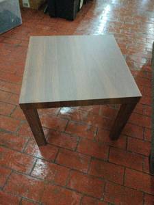 lot 1044 image: Dorel Home Furnishings Small Wooden End Table