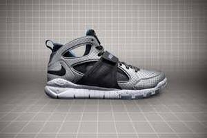 lot 29893 image: Nike Megatron Calvin Johnson Transformers Training Shoes - 14 - Retail $345.00