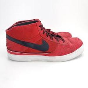 lot 29901 image: Nike MAVRK 6.0 MID 2 - Retail $140.00