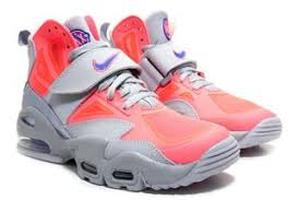lot 29906 image: Nike Air Max Express Training Shoes - PinkGrey - 13 - Retail $85