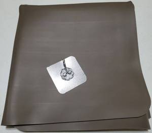 lot 15793 image: Stove Top Cover for Electric Stove - Foldable Glass Top Stove Cover Protector, Ceramic Flat Top Stove Cover, Induction Cooktop Protector, Oven Cover, 28 x 20 Dish Drying Mat (Coffee) 