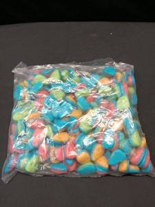 lot 3791 image: Gummy Candy Skulls 2 LB