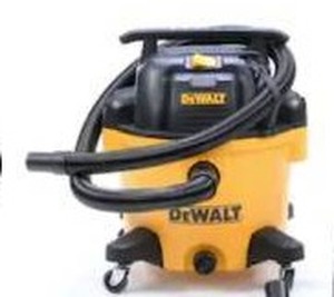 lot 9276 image: DEWALT 9-Gallon 5 HP Corded WetDry Shop Vacuum&nbsp