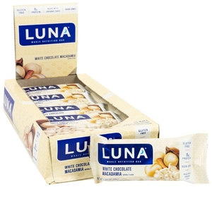 lot 4434 image: Luna White Chocolate Macadamia Nutrition Bars 15 Count
