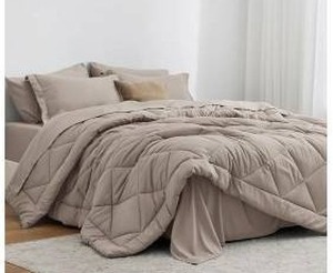 Loves Cabin Queen Comforter, Burlwood, (Comforter Only)