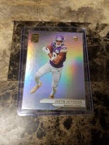 lot 1011 image: 2024 Panini Donruss Elite Football Justin Jefferson Minnesota Vikings Card