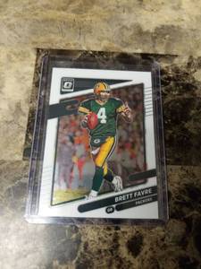 lot 1017 image: 2021 Panini Donruss Optic Football Brett Favre Green Bay Packers Card