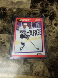 lot 1058 image: 1991 Score Wayne Gretzky Los Angeles Kings Hockey Card